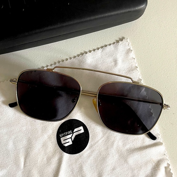 SOLD 2 FOR $25 DEAL! Spitfire Aviator Sunglasses - Picture 1 of 3